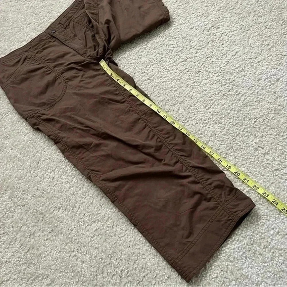 MOUNTAIN HARDWEAR Women OL1153 Brown Cropped Hiking Capri Pants SZ 10 Zip Pocket - Picture 11 of 15